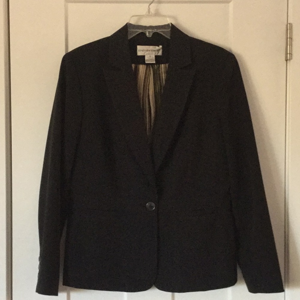 JONES OF NEW YORK SUIT black coat/blazer